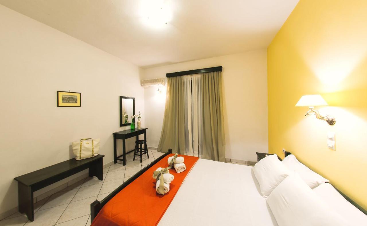 Remezzo Studios&Apartments Amoudi Esterno foto