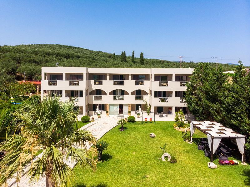 Remezzo Studios&Apartments Amoudi Esterno foto